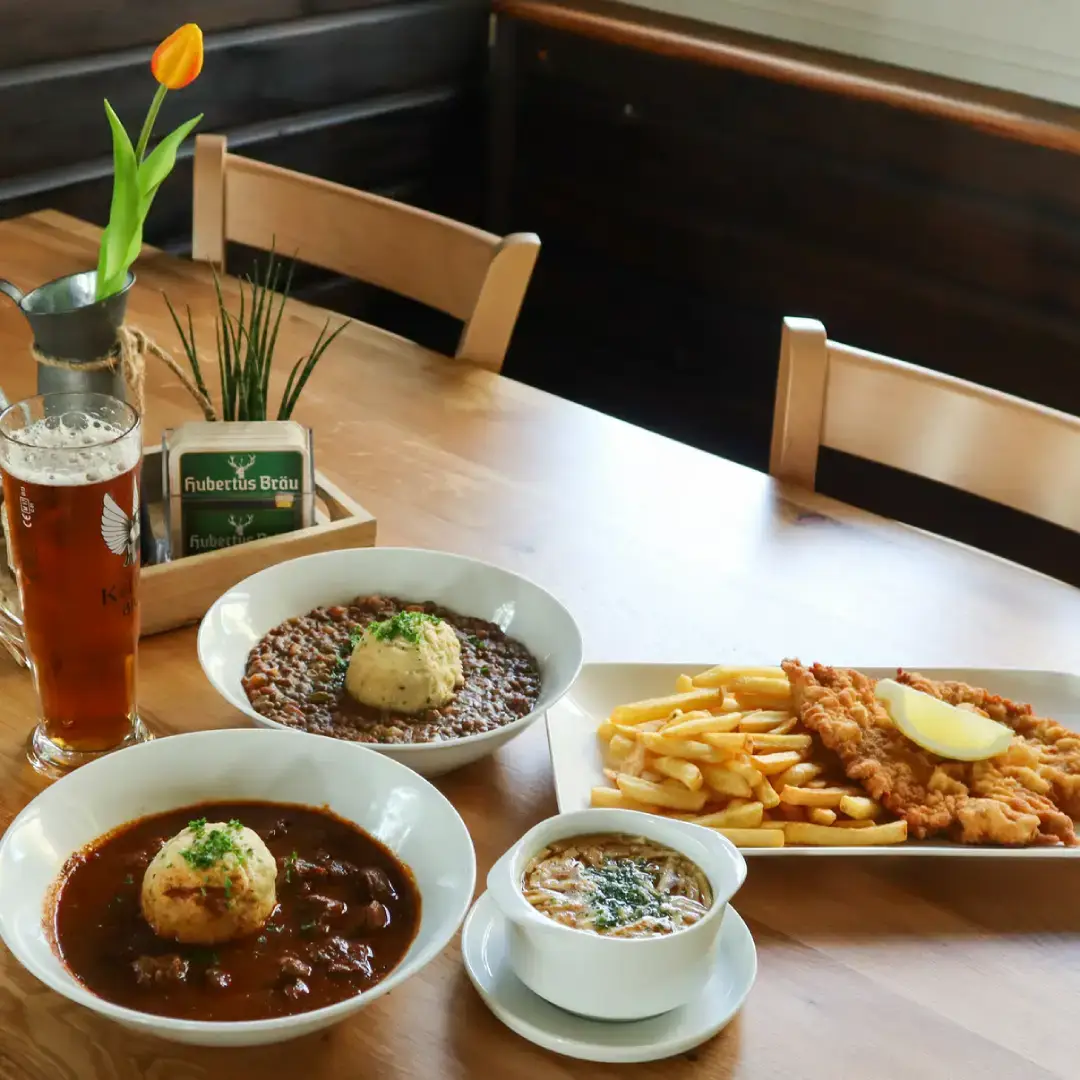 burg-kreuzenstein-leobendorf-taverne-essen